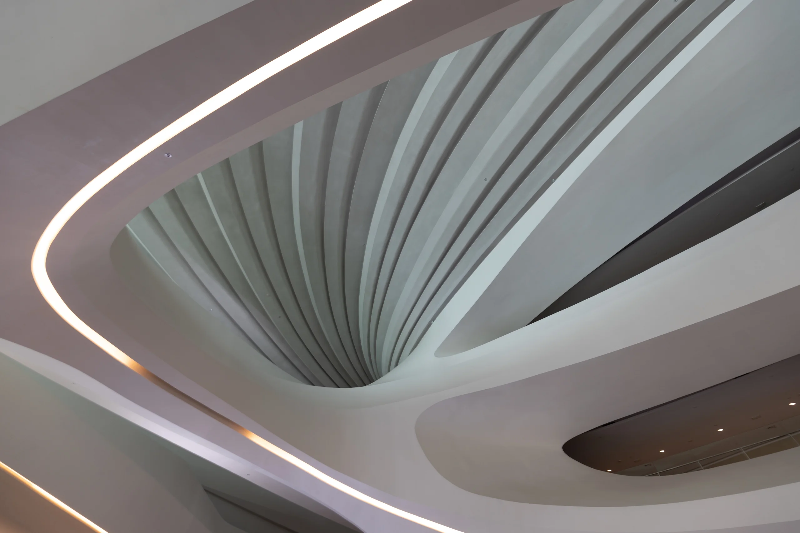 Architectural Ultra-Slim Magnetic Track Systems
